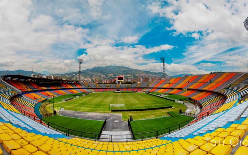 E2 Comodo Y Amplio Apartamento En Laureles Estadio 120 Mts2 Medellín Kültér fotó