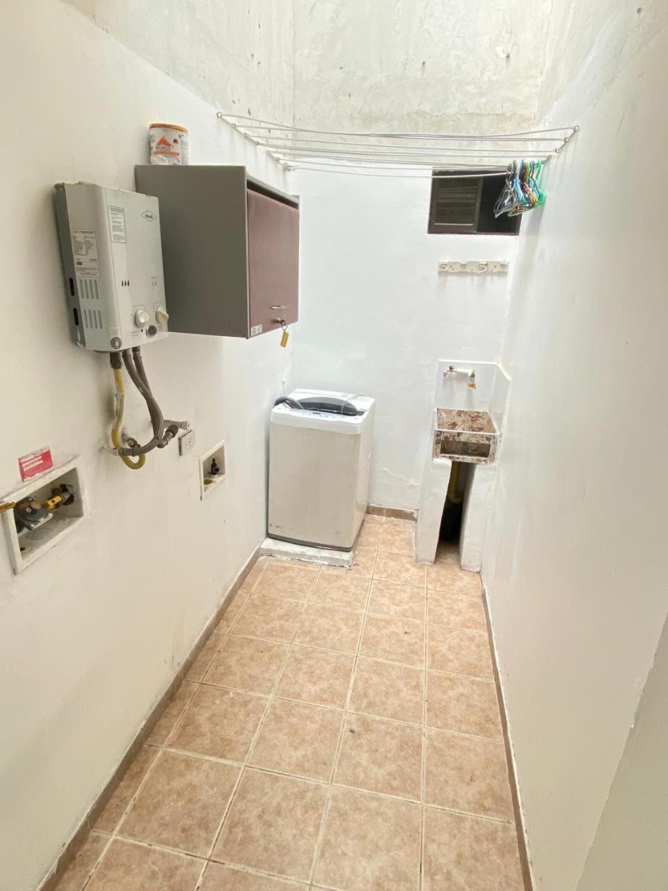 E2 Comodo Y Amplio Apartamento En Laureles Estadio 120 Mts2 Medellín Kültér fotó