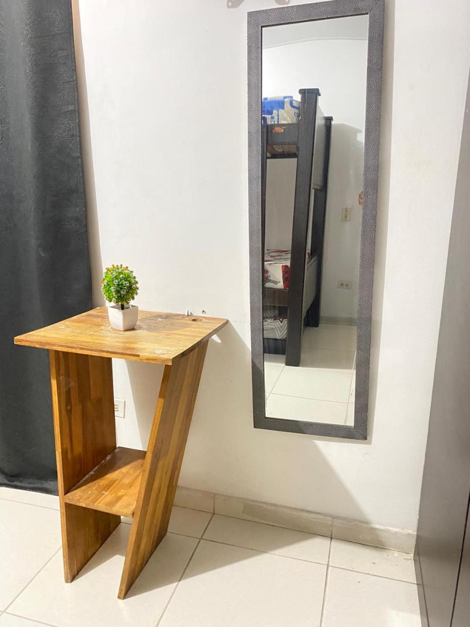 E2 Comodo Y Amplio Apartamento En Laureles Estadio 120 Mts2 Medellín Kültér fotó
