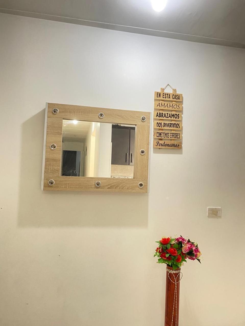 E2 Comodo Y Amplio Apartamento En Laureles Estadio 120 Mts2 Medellín Kültér fotó
